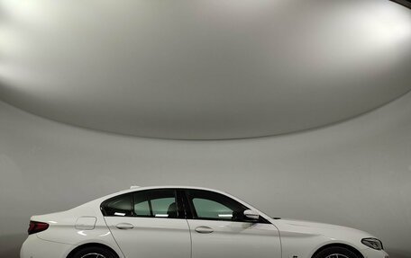 BMW 5 серия, 2022 год, 6 827 000 рублей, 4 фотография
