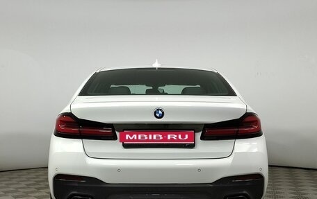 BMW 5 серия, 2022 год, 6 827 000 рублей, 6 фотография