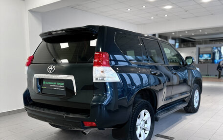 Toyota Land Cruiser Prado 150 рестайлинг 2, 2013 год, 2 930 000 рублей, 6 фотография
