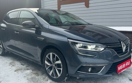 Renault Megane IV, 2018 год, 1 820 000 рублей, 1 фотография
