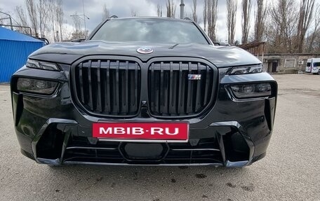 BMW X7, 2022 год, 20 000 000 рублей, 3 фотография