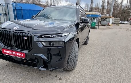 BMW X7, 2022 год, 20 000 000 рублей, 2 фотография