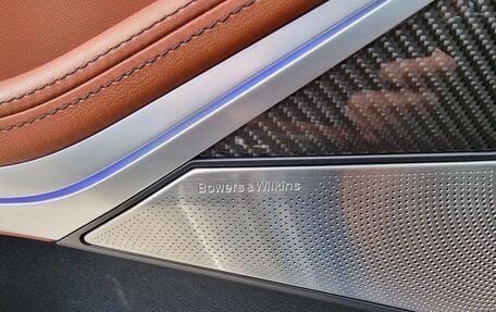 BMW X7, 2022 год, 20 000 000 рублей, 18 фотография