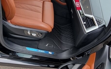 BMW X7, 2022 год, 20 000 000 рублей, 14 фотография