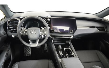 Lexus RX IV рестайлинг, 2024 год, 10 550 000 рублей, 7 фотография