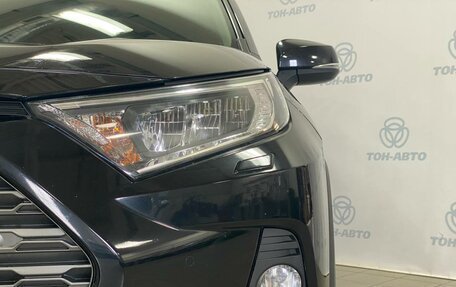 Toyota RAV4, 2019 год, 2 840 000 рублей, 11 фотография