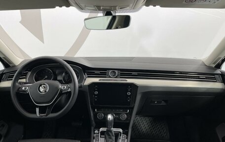 Volkswagen Passat B8 рестайлинг, 2018 год, 3 100 000 рублей, 7 фотография