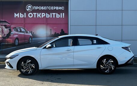 Hyundai Elantra, 2023 год, 2 470 000 рублей, 9 фотография