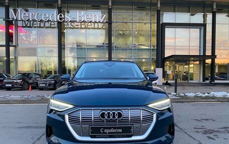 Audi e-tron I, 2019 год, 5 900 000 рублей, 2 фотография