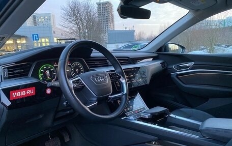 Audi e-tron I, 2019 год, 5 900 000 рублей, 11 фотография