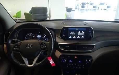 Hyundai Tucson III, 2018 год, 2 340 000 рублей, 10 фотография