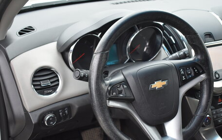 Chevrolet Cruze II, 2014 год, 889 000 рублей, 9 фотография