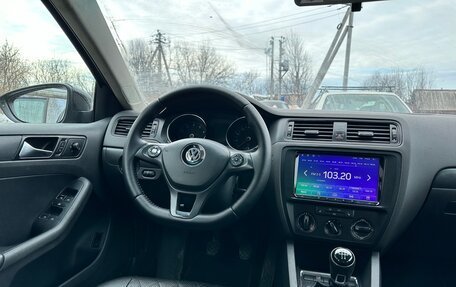 Volkswagen Jetta VI, 2015 год, 970 000 рублей, 11 фотография