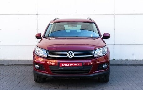 Volkswagen Tiguan I, 2015 год, 1 875 000 рублей, 3 фотография