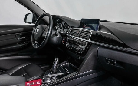 BMW 3 серия, 2018 год, 2 139 555 рублей, 12 фотография