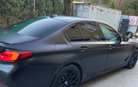 BMW 5 серия, 2021 год, 7 600 000 рублей, 2 фотография