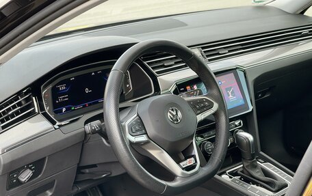 Volkswagen Passat B8 рестайлинг, 2020 год, 3 650 000 рублей, 17 фотография