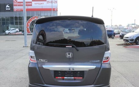 Honda Freed I, 2012 год, 1 199 995 рублей, 7 фотография