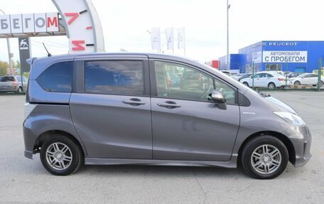 Honda Freed I, 2012 год, 1 199 995 рублей, 9 фотография
