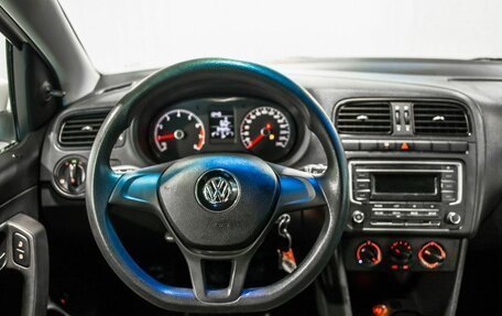 Volkswagen Polo VI (EU Market), 2017 год, 1 275 000 рублей, 19 фотография