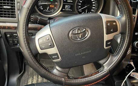 Toyota Land Cruiser 200, 2013 год, 5 490 000 рублей, 15 фотография