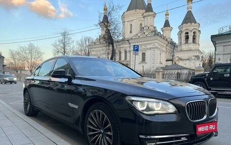 BMW 7 серия, 2014 год, 2 350 000 рублей, 1 фотография