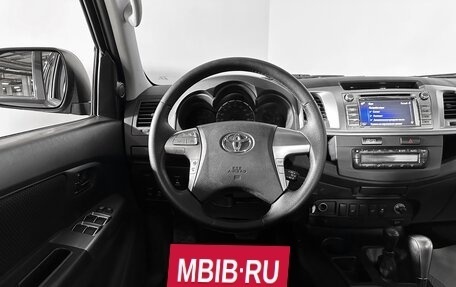 Toyota Hilux VII, 2014 год, 2 280 000 рублей, 9 фотография