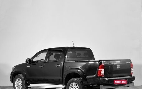 Toyota Hilux VII, 2014 год, 2 280 000 рублей, 13 фотография