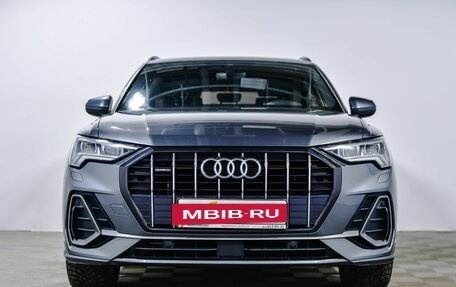 Audi Q3, 2019 год, 3 999 000 рублей, 2 фотография
