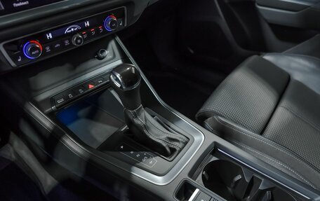 Audi Q3, 2019 год, 3 999 000 рублей, 16 фотография