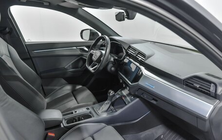 Audi Q3, 2019 год, 3 999 000 рублей, 20 фотография
