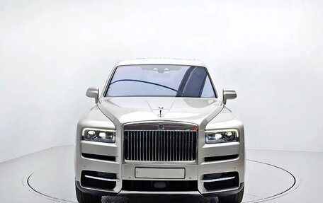 Rolls-Royce Cullinan, 2021 год, 37 500 000 рублей, 2 фотография