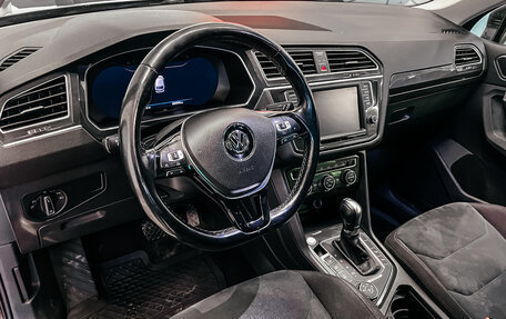 Volkswagen Tiguan II, 2017 год, 2 793 200 рублей, 11 фотография