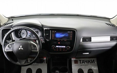 Mitsubishi Outlander III рестайлинг 3, 2013 год, 1 980 000 рублей, 12 фотография