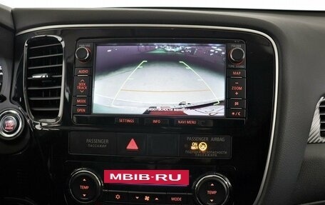 Mitsubishi Outlander III рестайлинг 3, 2013 год, 1 980 000 рублей, 14 фотография