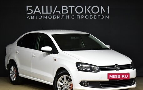 Volkswagen Polo VI (EU Market), 2011 год, 880 000 рублей, 2 фотография