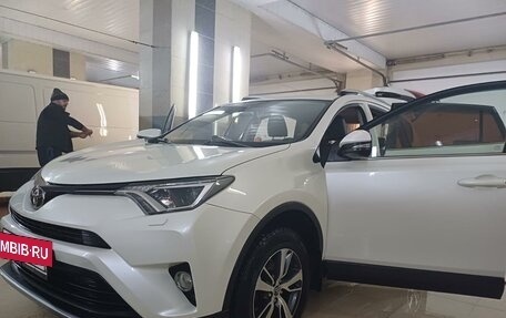 Toyota RAV4, 2017 год, 2 699 000 рублей, 27 фотография
