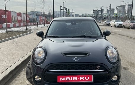 MINI Hatch, 2018 год, 2 300 000 рублей, 6 фотография