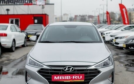 Hyundai Avante, 2018 год, 1 999 000 рублей, 3 фотография