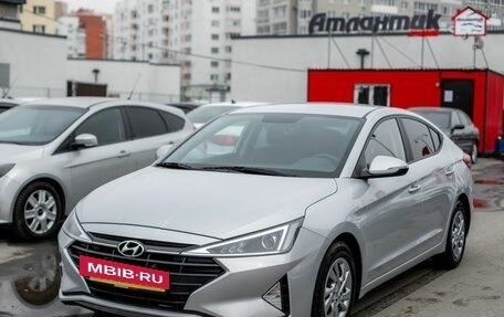 Hyundai Avante, 2018 год, 1 999 000 рублей, 2 фотография