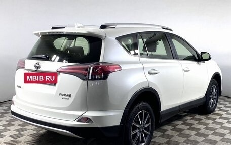 Toyota RAV4, 2016 год, 2 800 000 рублей, 5 фотография