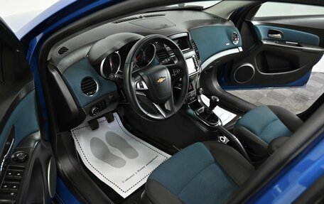 Chevrolet Cruze II, 2011 год, 699 000 рублей, 8 фотография