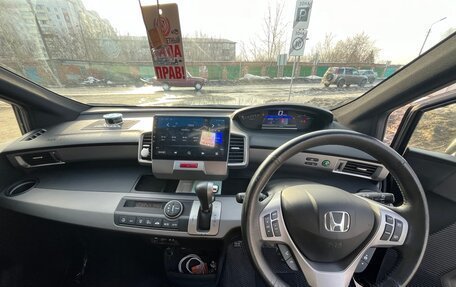 Honda Freed I, 2012 год, 1 415 000 рублей, 12 фотография
