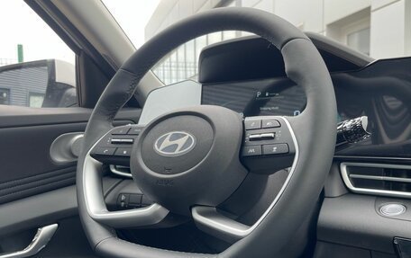 Hyundai Elantra, 2024 год, 2 850 000 рублей, 8 фотография