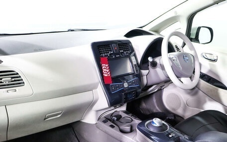 Nissan Leaf I, 2011 год, 700 000 рублей, 9 фотография