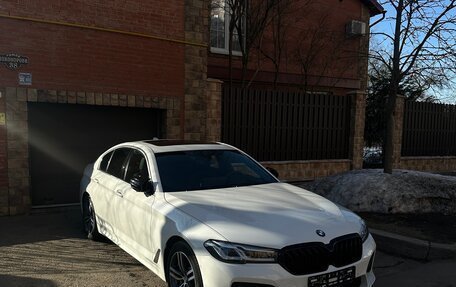BMW 5 серия, 2020 год, 5 350 000 рублей, 2 фотография