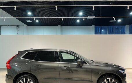 Volvo XC60 II, 2021 год, 5 900 000 рублей, 4 фотография