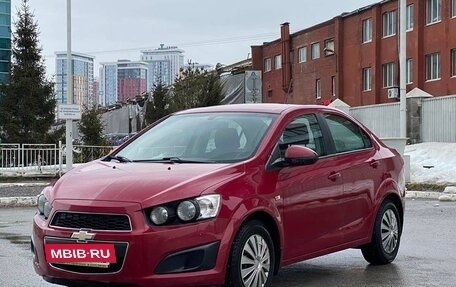 Chevrolet Aveo III, 2014 год, 865 990 рублей, 3 фотография