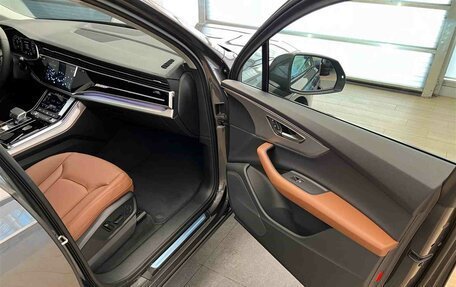 Audi Q7, 2023 год, 10 380 000 рублей, 15 фотография