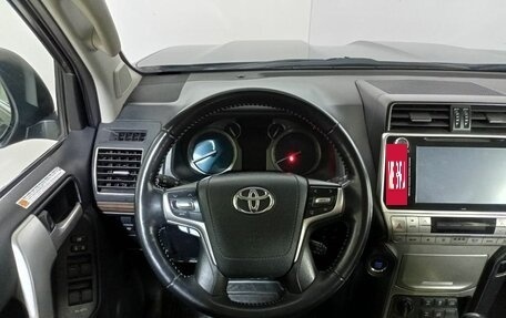 Toyota Land Cruiser Prado 150 рестайлинг 2, 2019 год, 5 350 000 рублей, 18 фотография